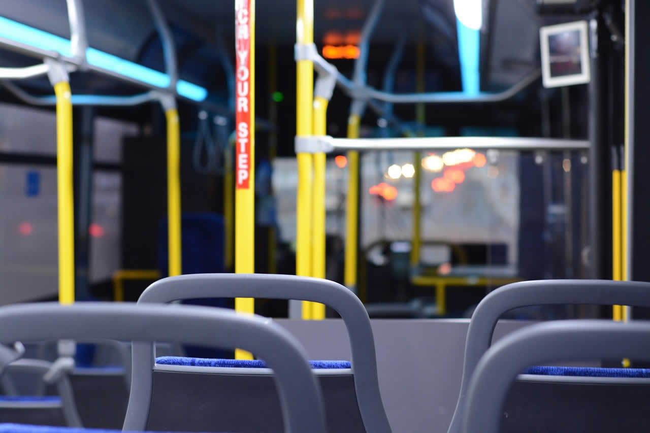 Trasporto pubblico Trasporto pubblico